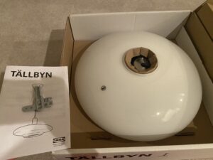 【賃貸DIY】ダウンライトをペンダントライトに変更する方法│IKEAのお気に入りの照明を取り付けてみた