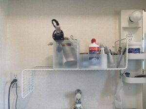 【賃貸DIY】IKEAのウォールシェルフ”スヴェンスフルト”で実用的な壁掛け収納│洗面│寝室│トイレ│